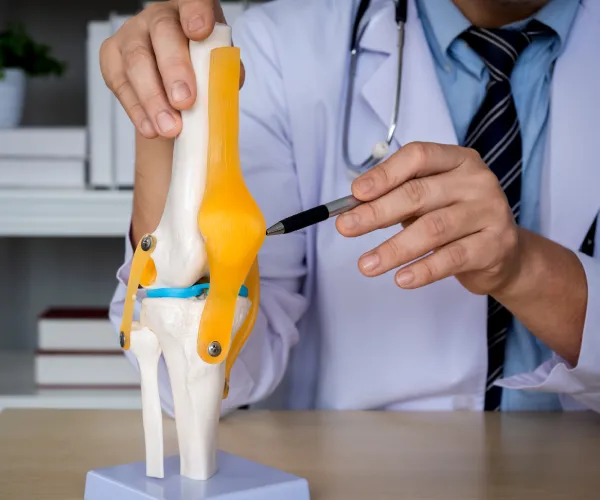 Traumatólogo cerca de mí en Querétaro